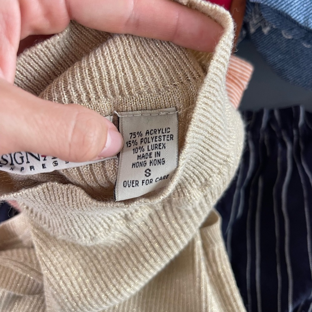 Vintage Elegant Sleeveless Knit Tank Top in Cream with shimmer detail - Picture 6 of 6
